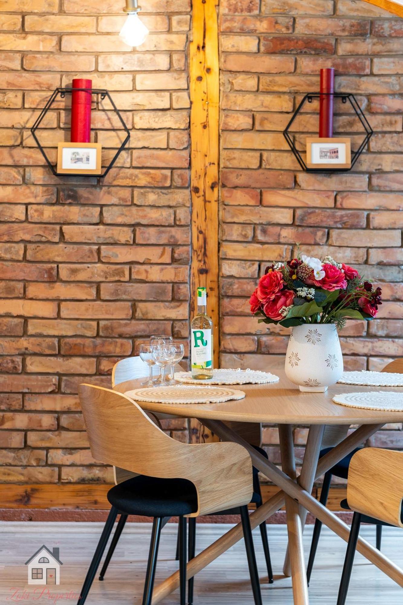 Acme Apartments Будапеща Екстериор снимка