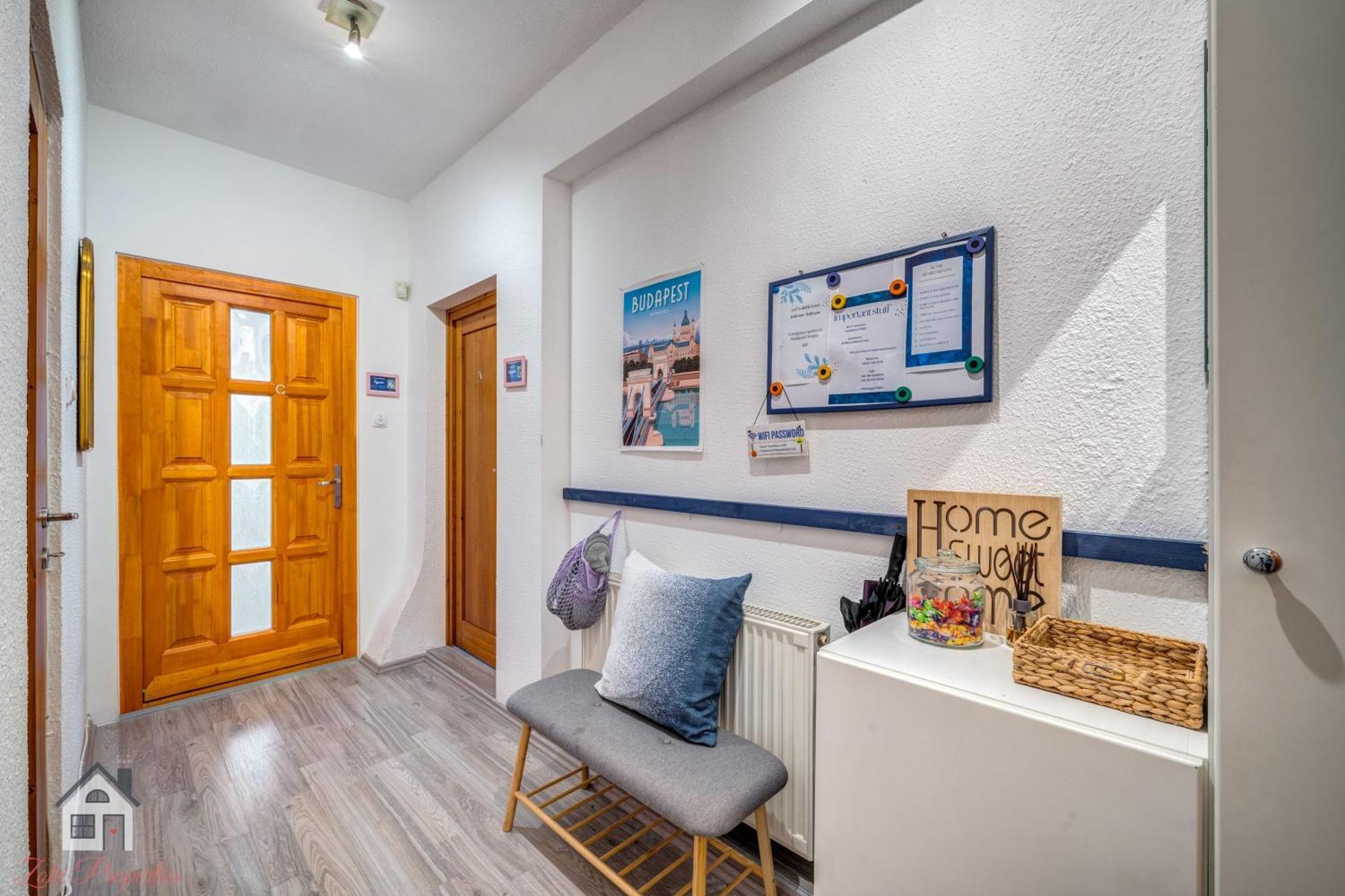 Acme Apartments Будапеща Екстериор снимка