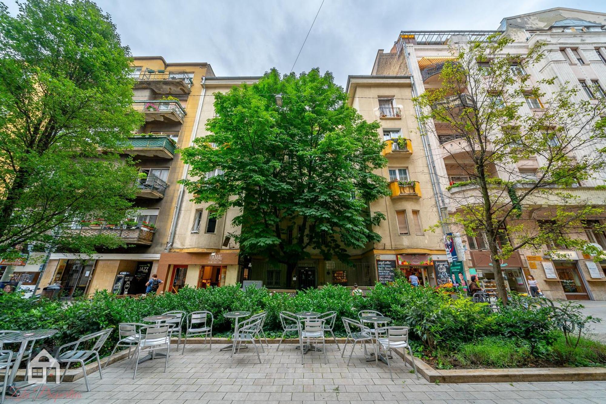 Acme Apartments Будапеща Екстериор снимка