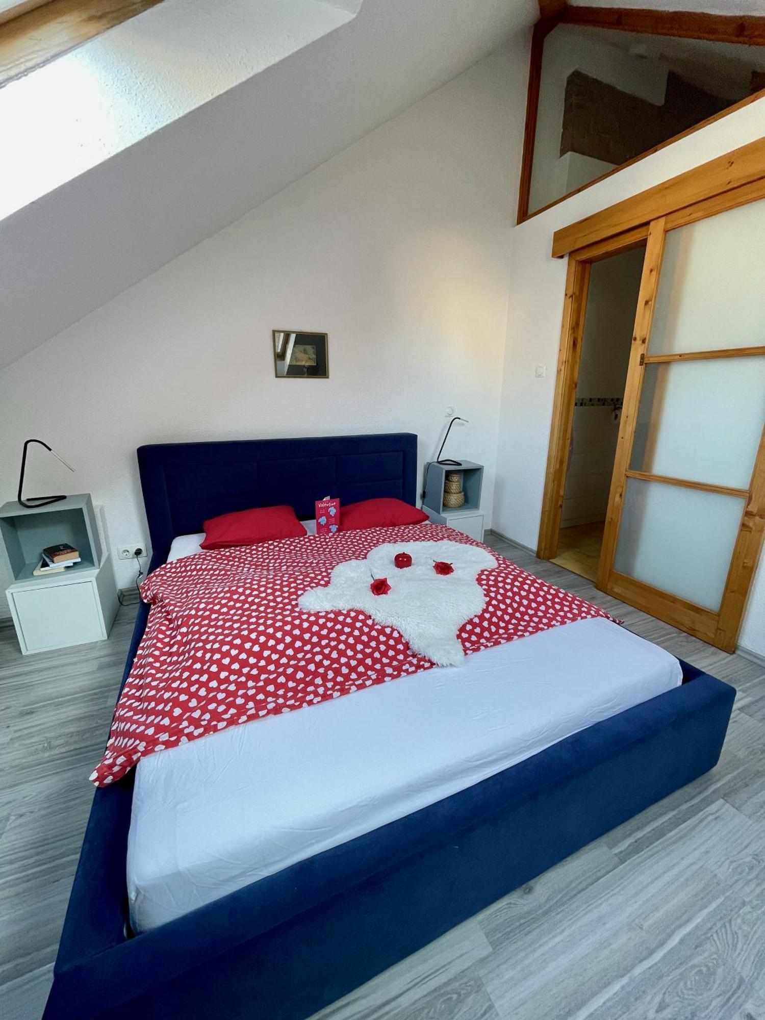 Acme Apartments Будапеща Екстериор снимка